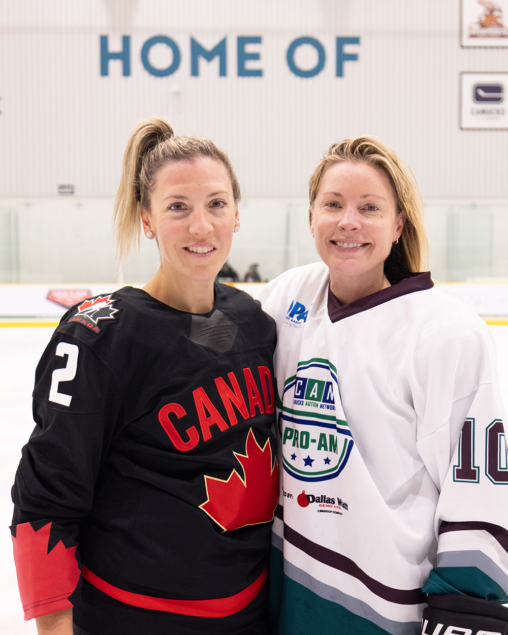 Team Canada Alumni Meghan Agosta with a CAN Pro-Am teammate in 2025